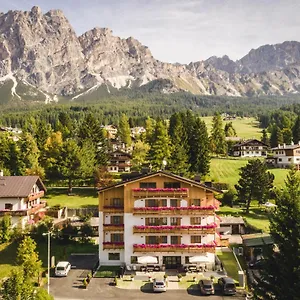 **** Hotel Camina And Spa Italia